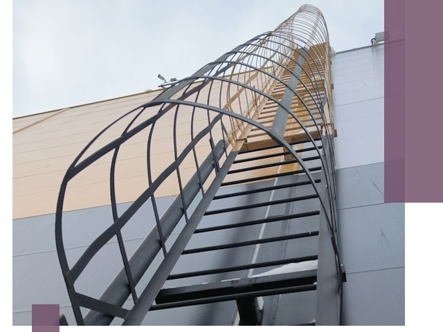 Изготовление и монтаж пожарных лестниц в Новом Уренгое профессионально