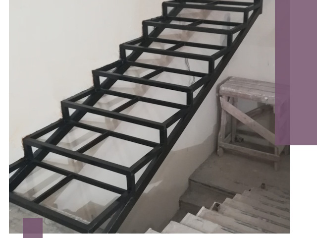 Демонтаж лестниц на металлокаркасе в Новом Уренгое: быстрый вывоз и разбор