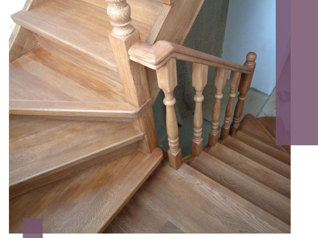 Дубовые лестницы под ключ в Новом Уренгое: изготовление и монтаж