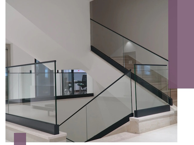 Стеклянные перила премиум-класса с установкой в Новом Уренгое