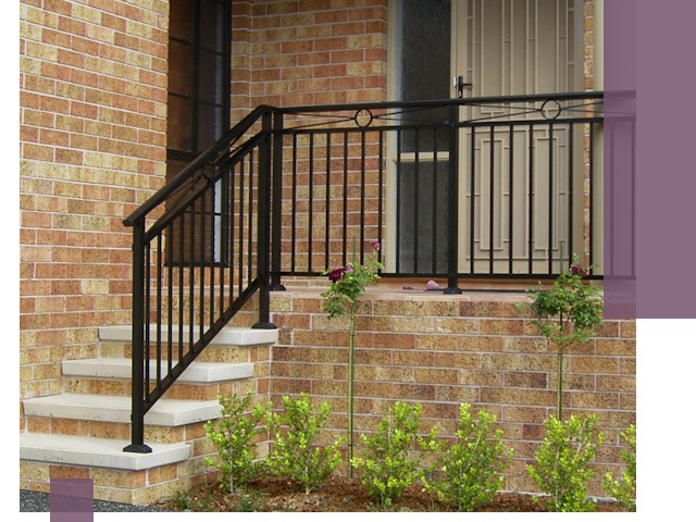 Уличные перила из металла под ключ в Новом Уренгое