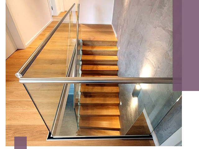 Перила для лестницы в доме — изготовление и монтаж в Новом Уренгое