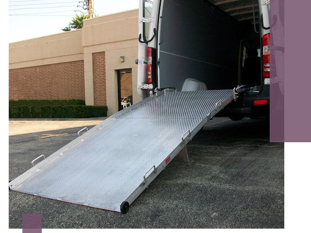 Мобильные пандусы в Новом Уренгое — производство, монтаж и аренда