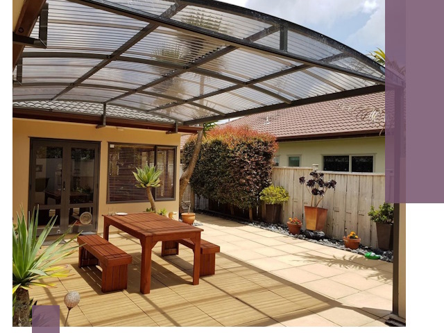 Навесы во двор под ключ в Новом Уренгое — изготовление и монтаж